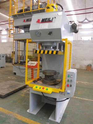 Máquina TPC da imprensa hidráulica de quadro de 100 Ton Hydraulic Metal Stamping Press C